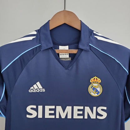 Retro 05 06 Real Madrid Borte Fotballdrakter