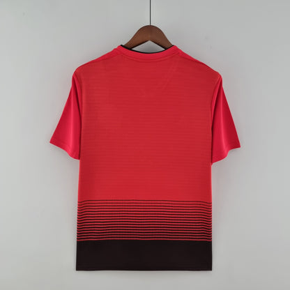 Retro 18 19 M U Hjemme Fotballdrakter