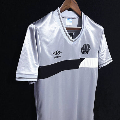 Retro 1986 Newcastle United Borte Fotballdrakter