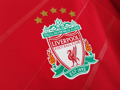 Retro 2005 06 Liverpool Hjemme Fotballdrakter