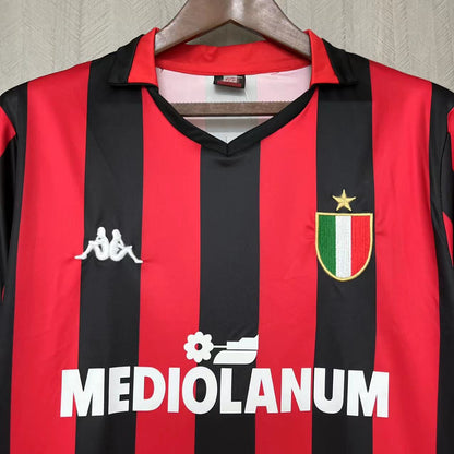 Retro AC Milan 1988 89 Hjemme Fotballdrakter