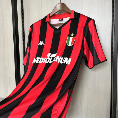 Retro AC Milan 1988 89 Hjemme Fotballdrakter