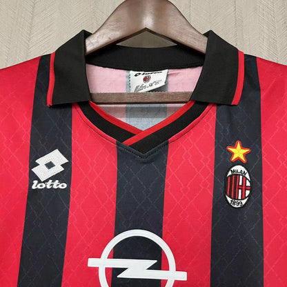 Retro AC Milan 1995 96 Hjemme Fotballdrakter