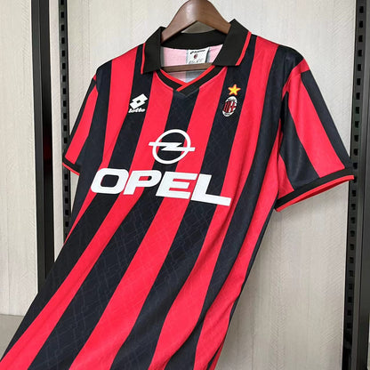 Retro AC Milan 1995 96 Hjemme Fotballdrakter