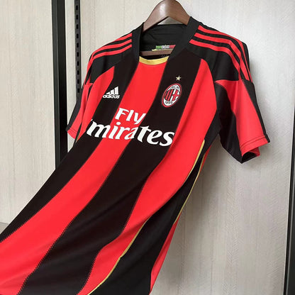 Retro AC Milan 2010 11 Hjemme Fotballdrakter