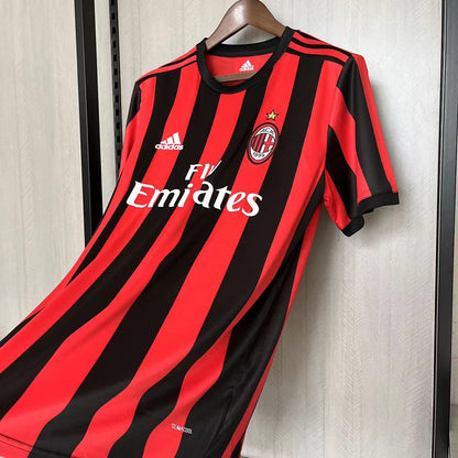 Retro AC Milan 2017 18 Hjemme Fotballdrakter