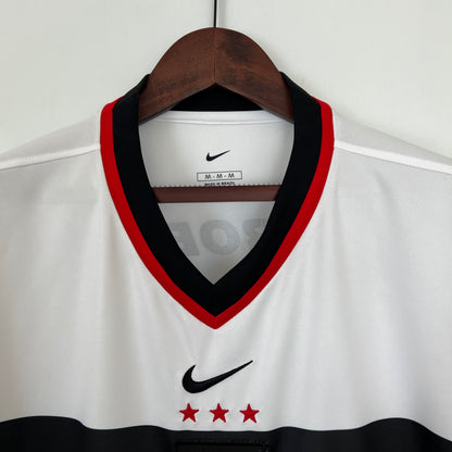 Retro Flamengo 2001 Borte Fotballdrakter