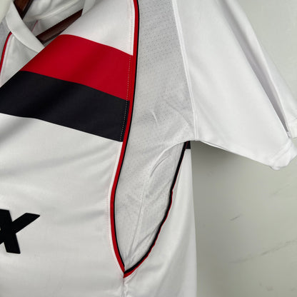 Retro Flamengo 2002 Borte Fotballdrakter
