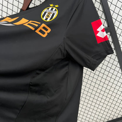 Retro Juventus 01 02 Borte Fotballdrakter