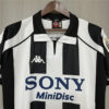 Retro Juventus 1997 98 Hjemme Fotballdrakter