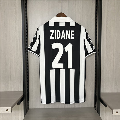Retro Juventus 1999 00 Hjemme Fotballdrakter