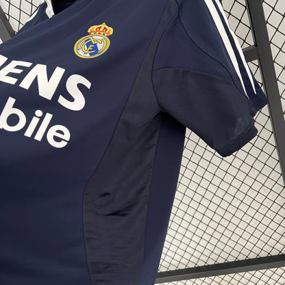 Retro Real Madrid 04 05 Borte Fotballdrakter