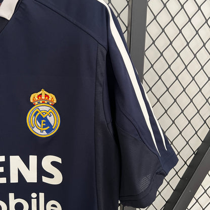 Retro Real Madrid 04 05 Borte Fotballdrakter