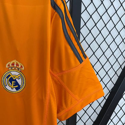 Retro Real Madrid 13 14 third Borte Fotballdrakter