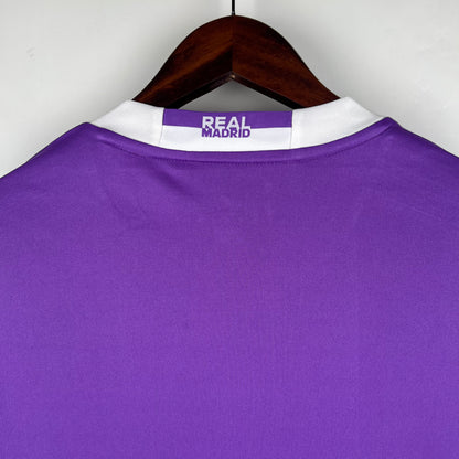 Retro Langermet Real Madrid 16 17 Borte Fotballdrakter
